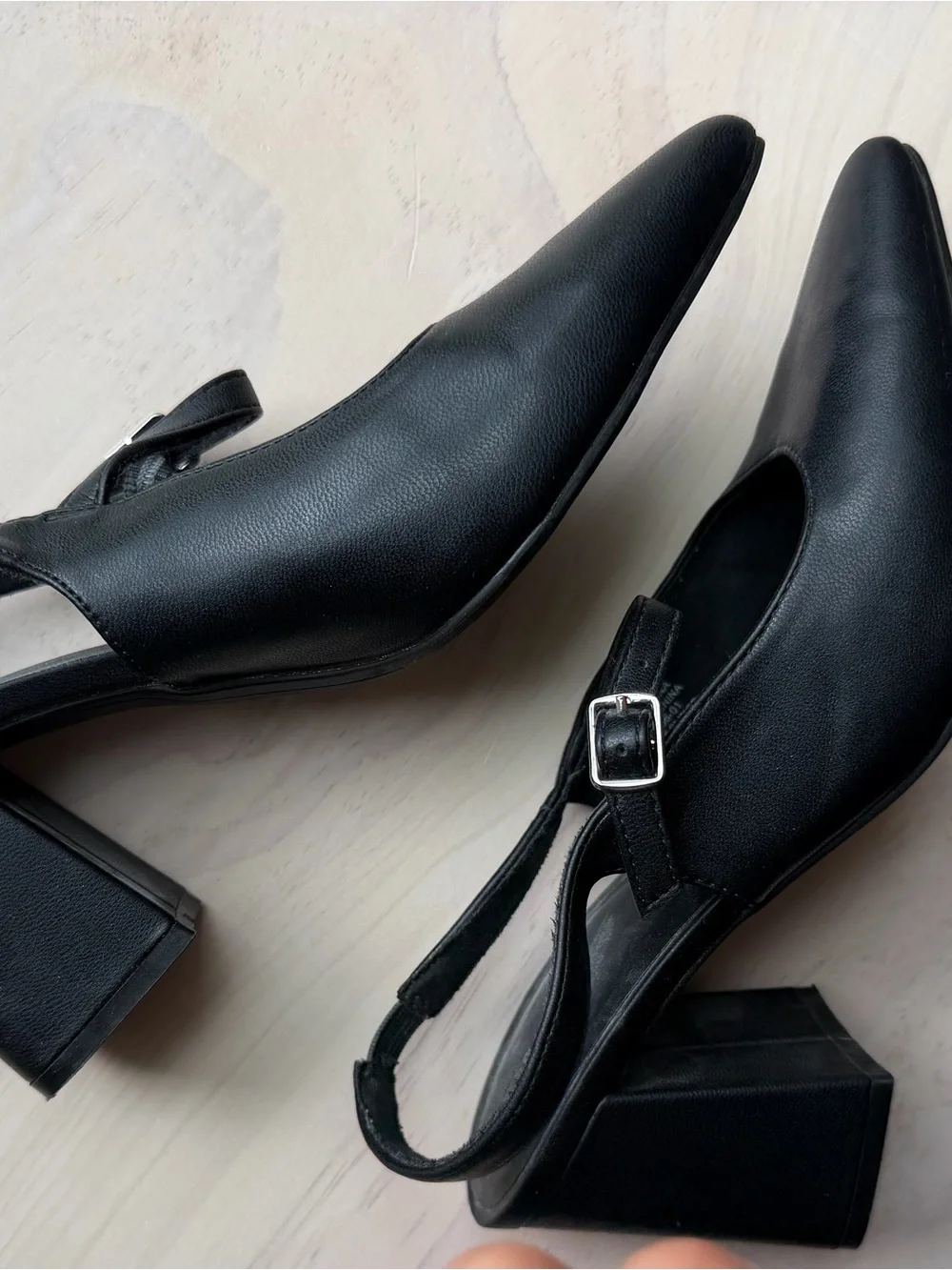 Old Navy Black Pointed Toe Slingback Block Heel Pumps